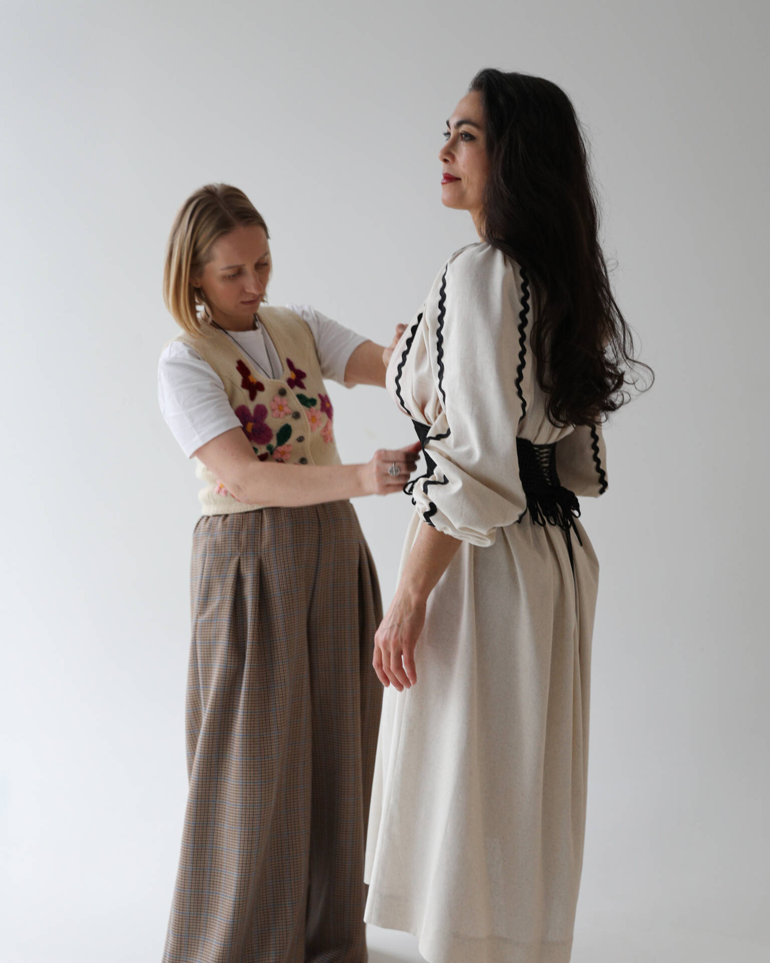 257A9215 copy - Irina Furnica