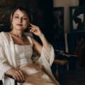 Mihaela Motruc: întoarcerea la pictură și libertatea de a crea în nume propriu